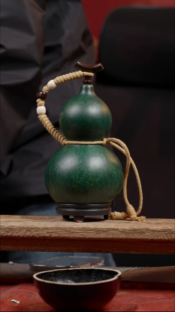 25号微瑕尾货款大漆精品葫芦（介意勿拍）