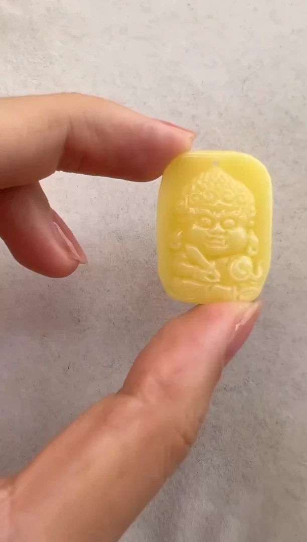 【闪购商品】琥珀裸石未镶嵌10205160-吊坠