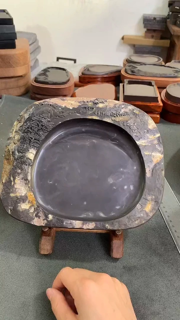 广东肇庆原石端砚