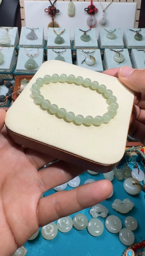 【闪购商品】和田玉手链未镶嵌8mm冰晴水