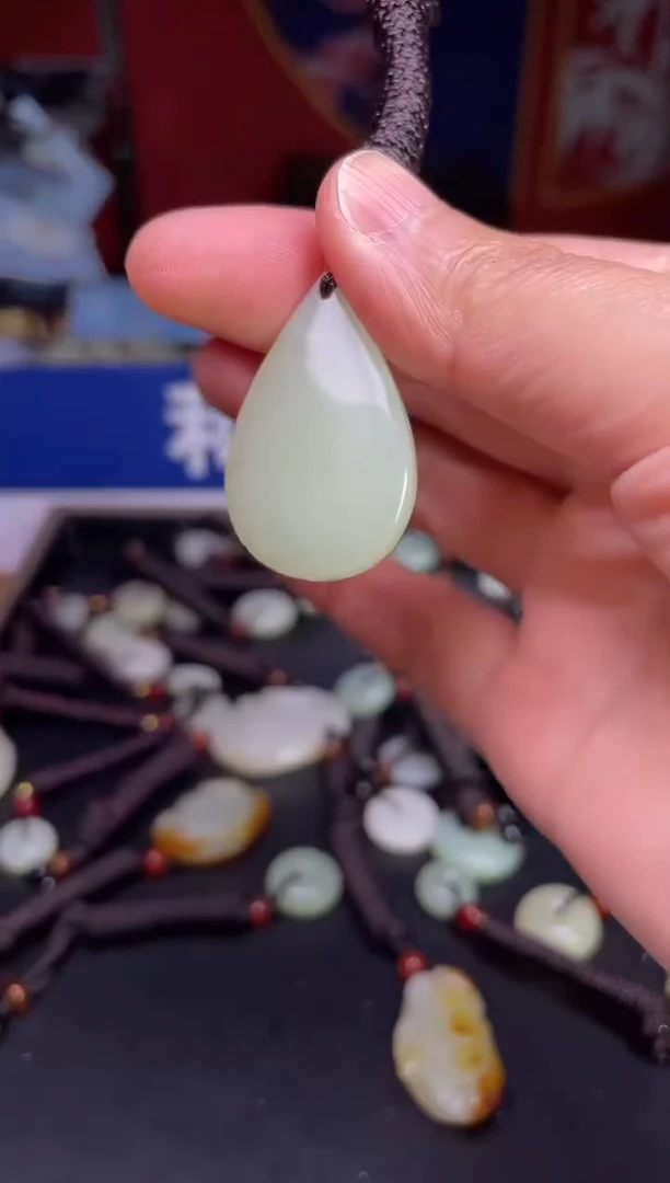 颈饰未镶嵌和田玉123