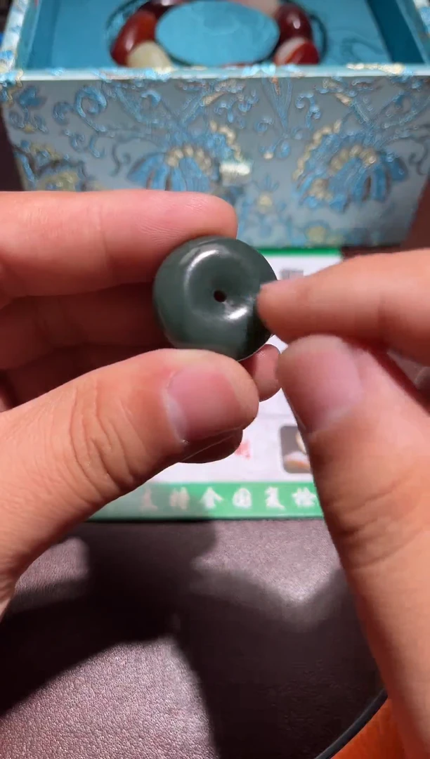 未镶嵌和田玉挂件七****剧和田玉