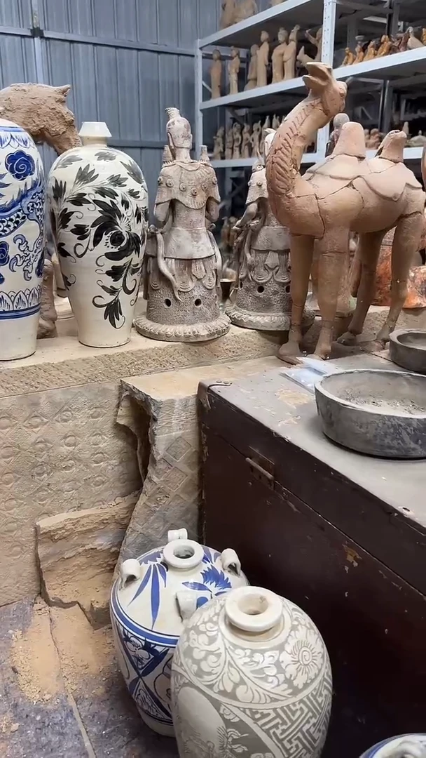 摆件唐三彩陶瓷摆件