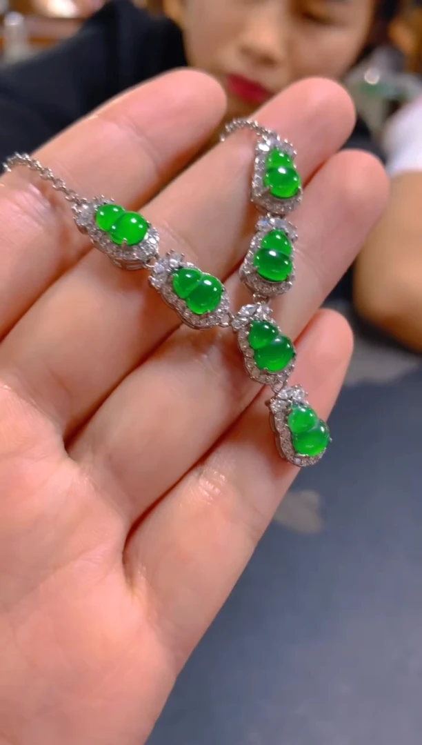 翡翠未镶嵌套链0583001517多样性发一