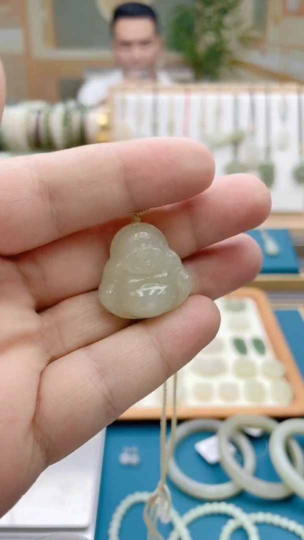 和田玉未镶嵌吊坠(不含链)约卡25MM佛公