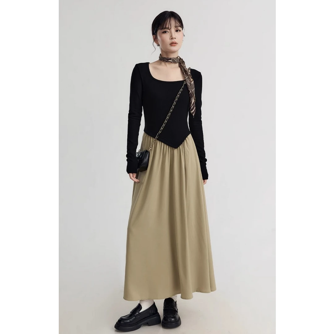 GUIER/桂儿方领拼接长袖连衣裙女法式气质高腰显瘦黑色长裙XH4470