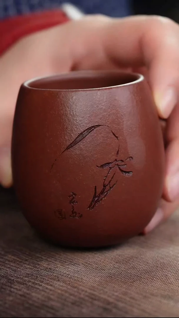 王宏飞紫泥刻绘兰花紫砂杯