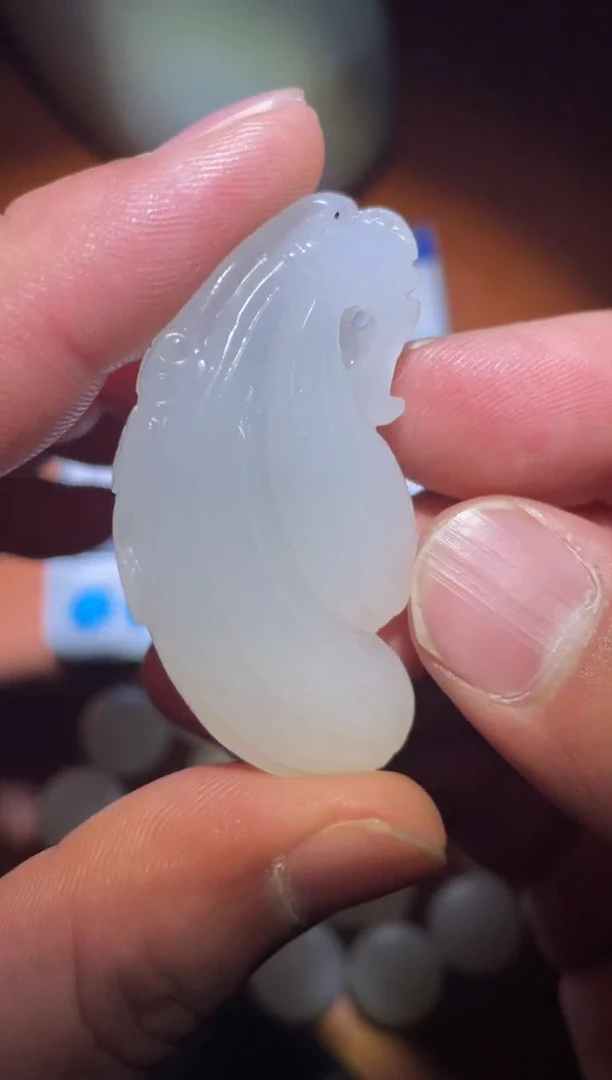 颈饰未镶嵌和田玉（糖玉）和田玉