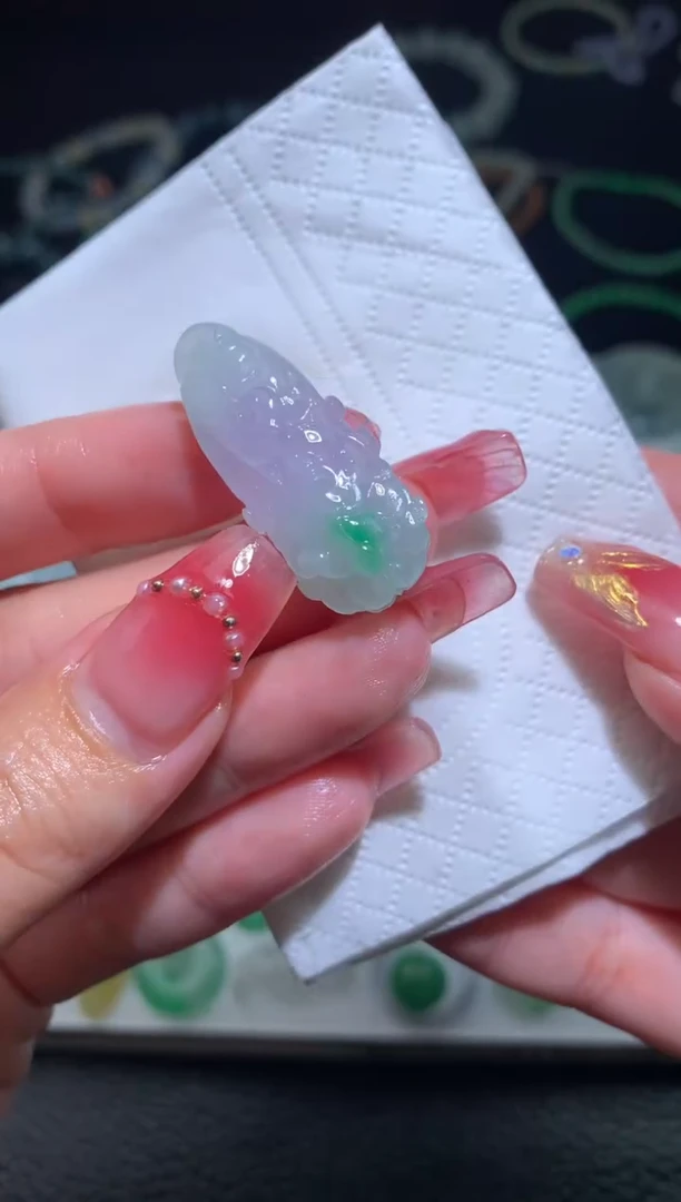 定制翡翠未镶嵌白菜