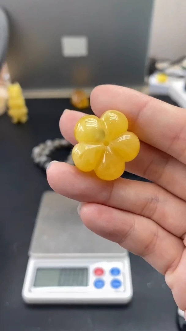 琥珀未镶嵌珠宝奇石728