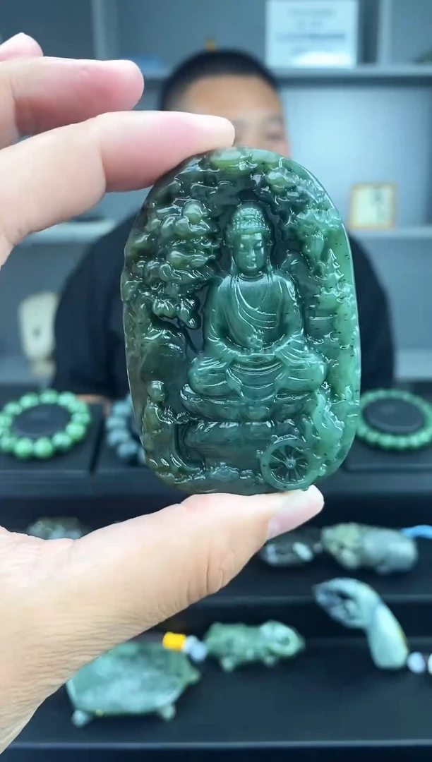 和田玉未镶嵌颈饰1