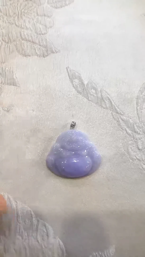 颈饰18K金镶嵌翡翠国风