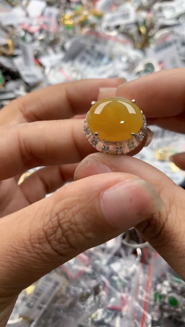 未镶嵌戒指翡翠666    2