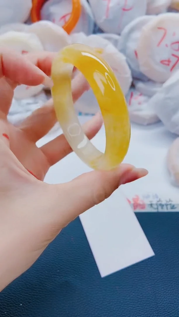 石英质玉手镯未镶嵌J43-59-60