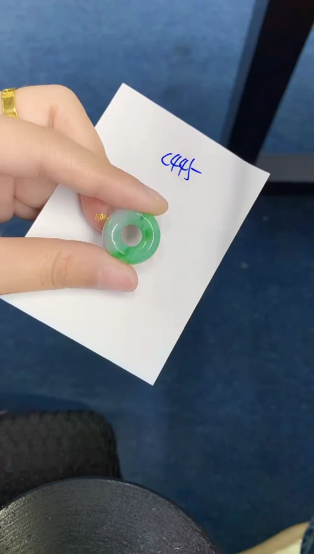 翡翠18K金镶嵌颈饰000000000