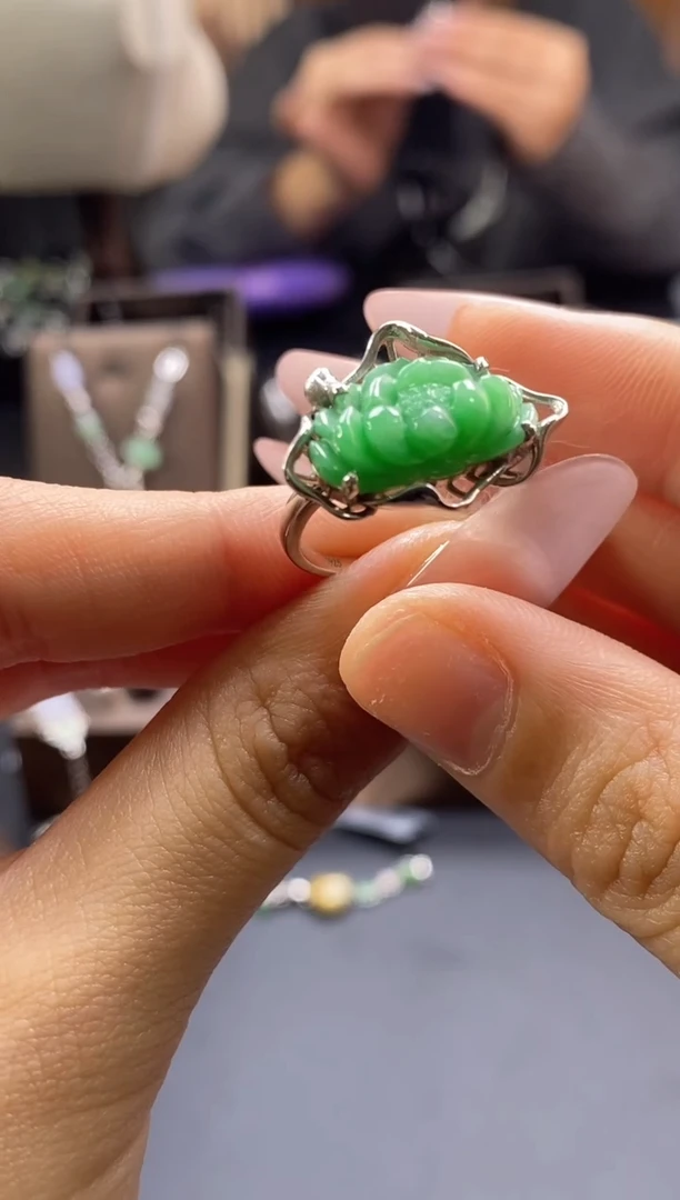 颈饰银S925镶嵌翡翠0344