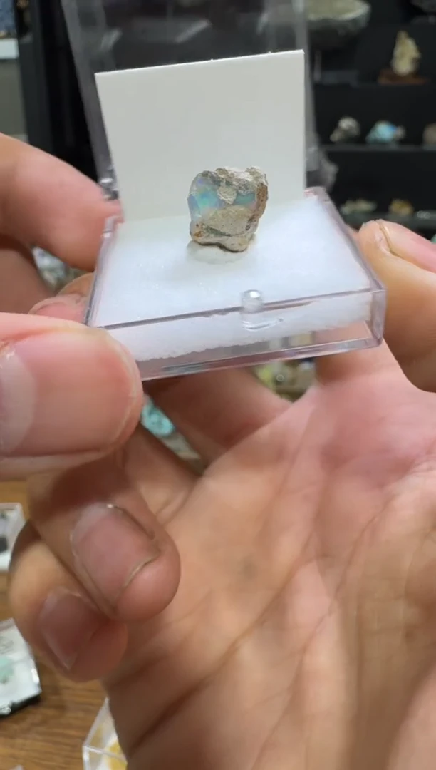 月下珠宝严选矿物