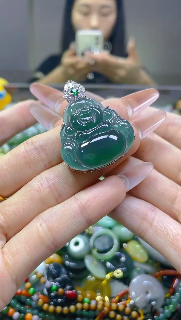 翡翠未镶嵌颈饰/Q/翡翠A货，一件也是批发价