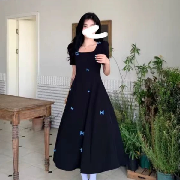 大码女装蝴蝶气质黑色连衣裙女夏季胖mm遮肚子赫本风长裙裙子