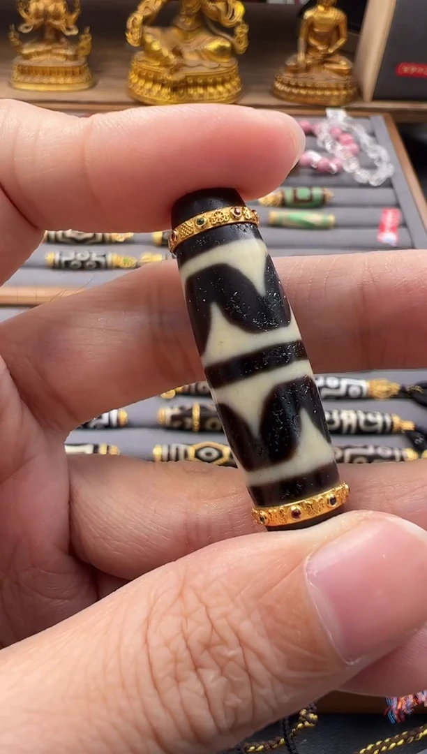 【闪购商品】玛瑙挂件18K金镶嵌吊坠