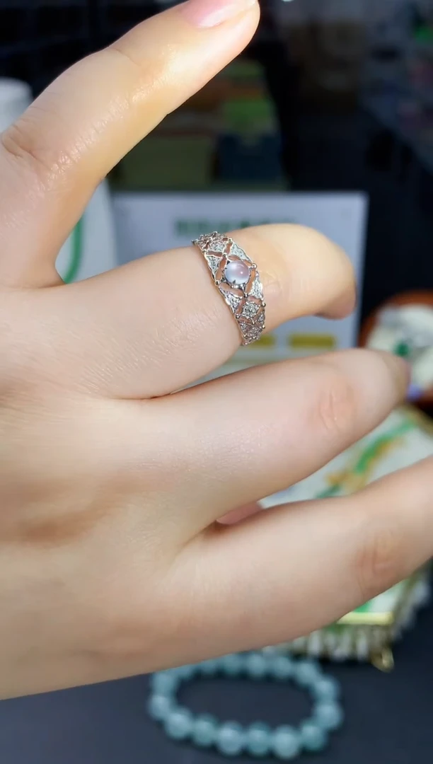 【闪购商品】翡翠戒指18K金镶嵌翡翠戒指|不退不换