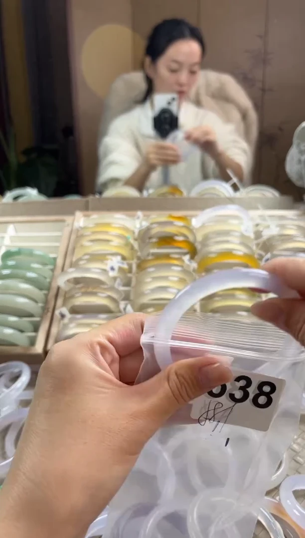 手镯玛瑙/玉髓未镶嵌638