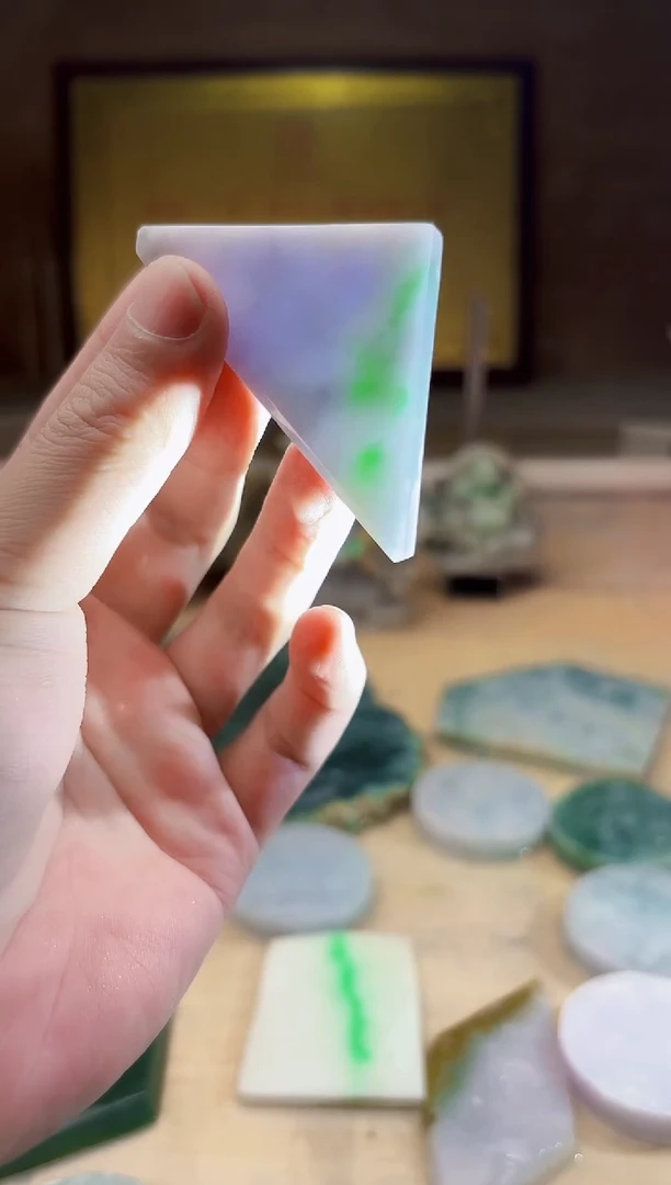 翡翠挂件未镶嵌A货张麦6286