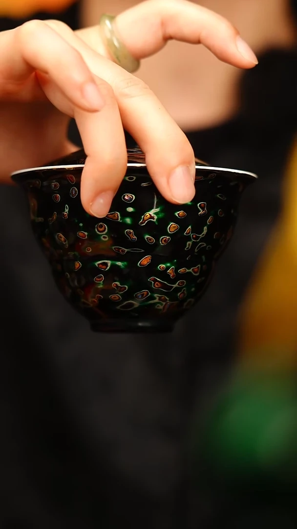 @极光绿犀皮螺钿竹节两才盖碗@   非遗大漆