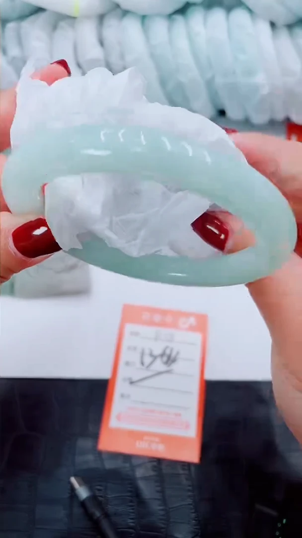 【闪购商品】石英质玉手镯未镶嵌R58-62/63/64