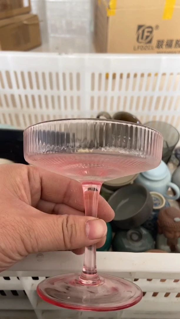 杯无运费险有瑕疵的摄影的产品有使用过的痕迹有点脏介意勿拍