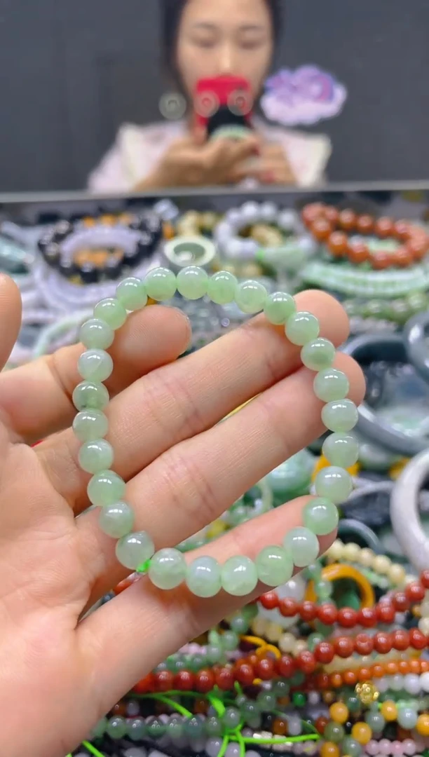 颈饰未镶嵌翡翠6MM/X/翡翠A货，一件也是批发价