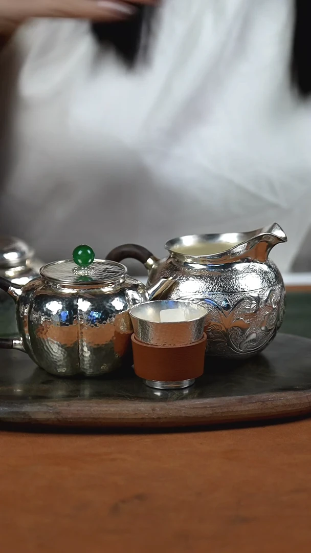 手工锤纹南瓜泡茶壶+缠枝莲公道杯+主人杯