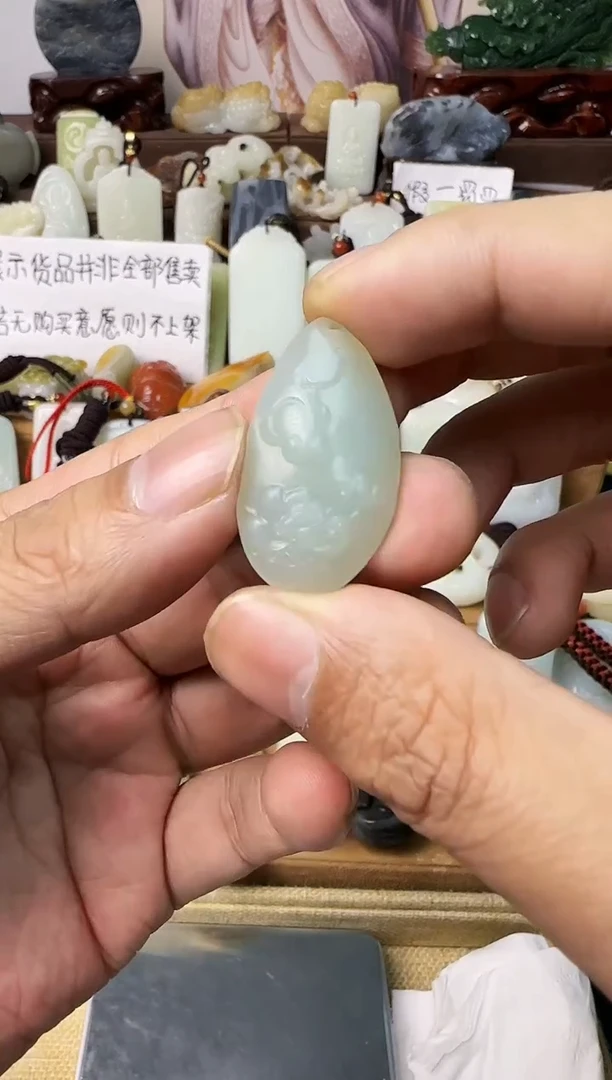 【闪购商品】和田玉颈饰未镶嵌鱼