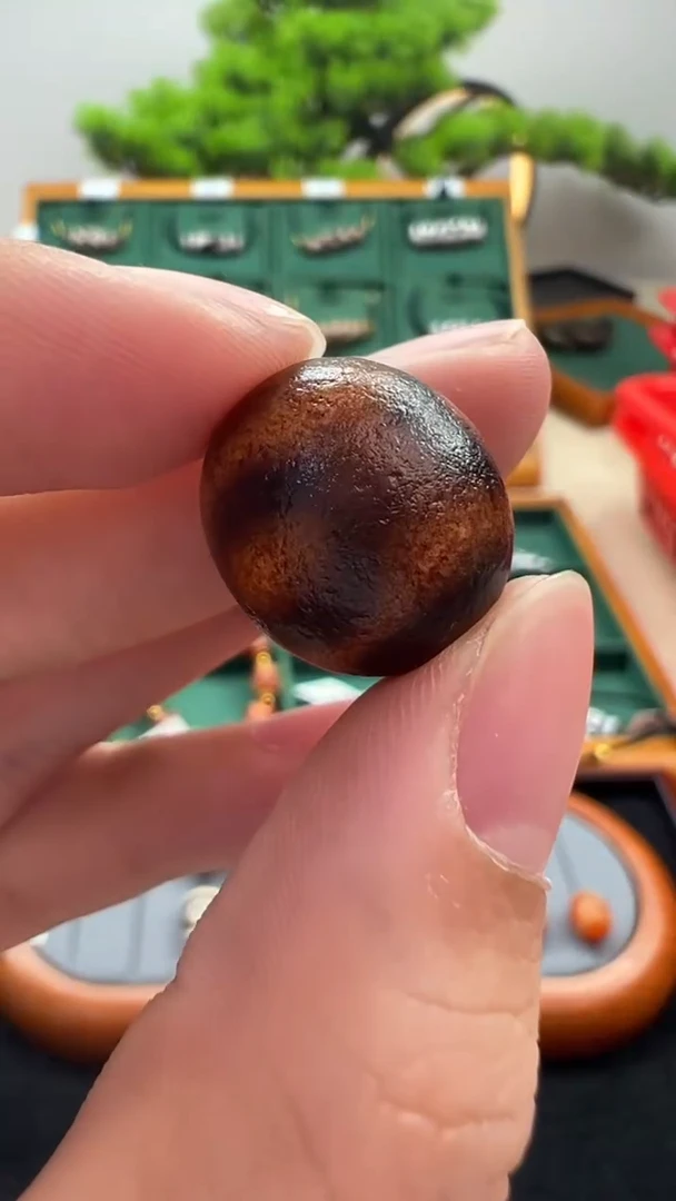 玛瑙/玉髓（覆膜）颈饰未镶嵌68.(微瑕随机发货)