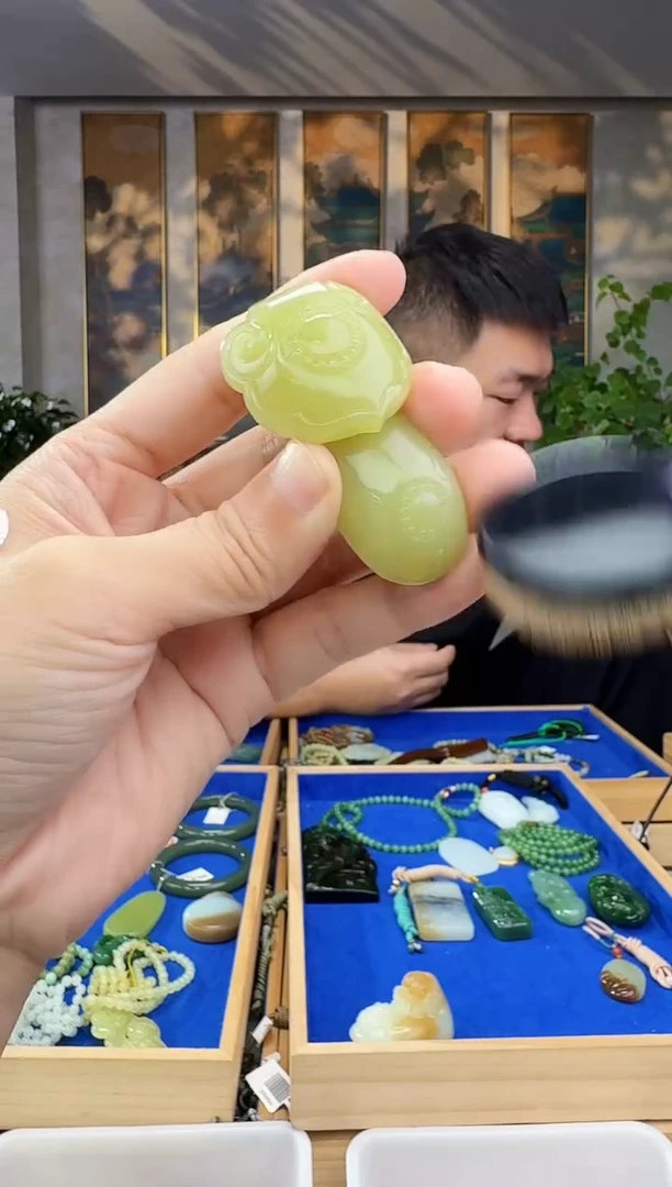 未镶嵌和田玉挂件拍一发一