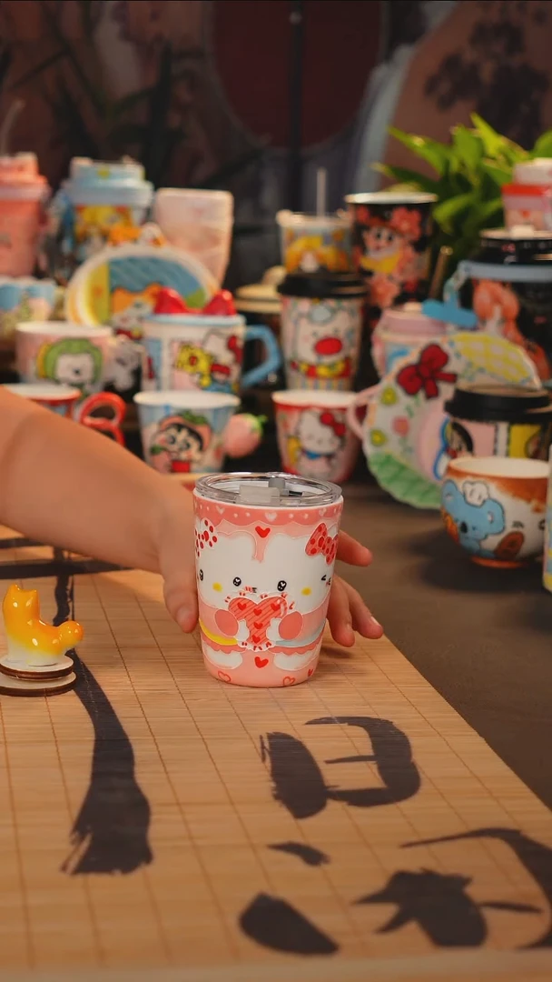 景德镇全手工手绘杯杯