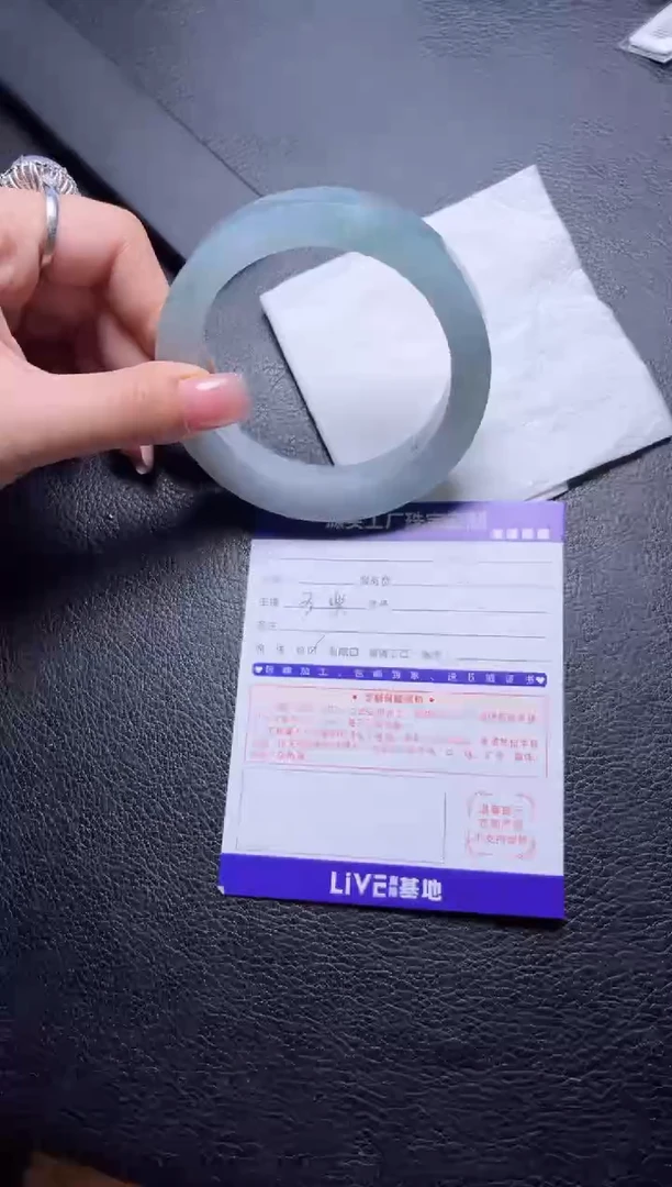 定制翡翠手镯未镶嵌定制产品不退不换