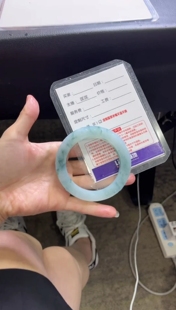 定制翡翠手镯未镶嵌定制手镯不退不换