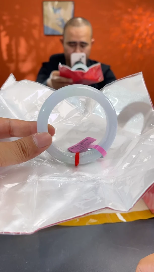 未镶嵌手镯翡翠7
