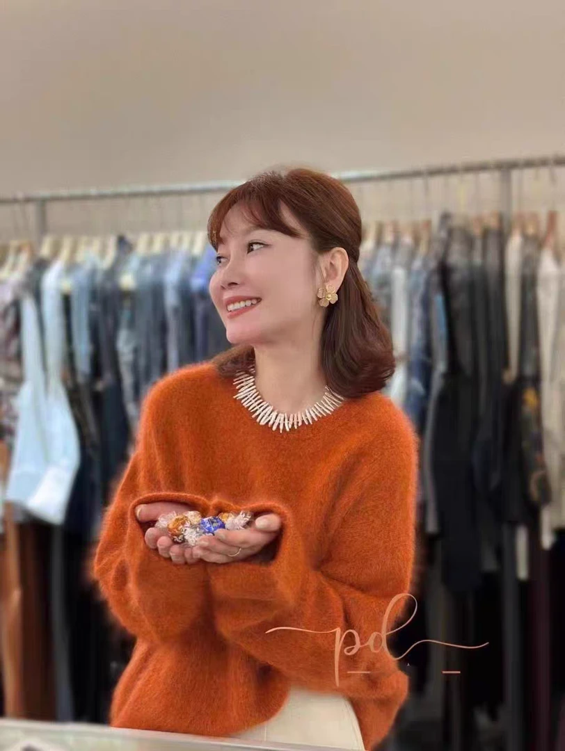 花田往事 花纱拉毛100%山羊绒圆领套头女宽松卷边慵懒风毛衣