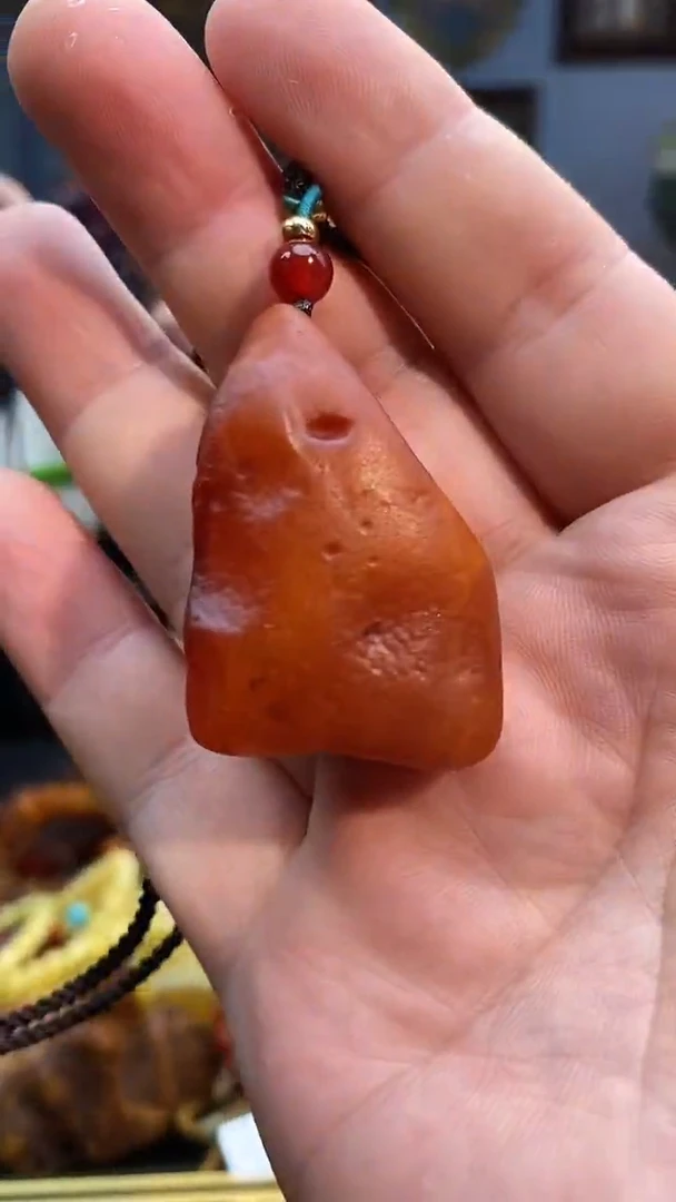 琥珀颈饰未镶嵌吊坠