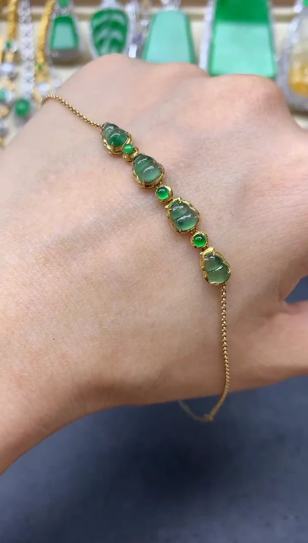 18K金镶嵌手链翡翠140-中国好珠宝