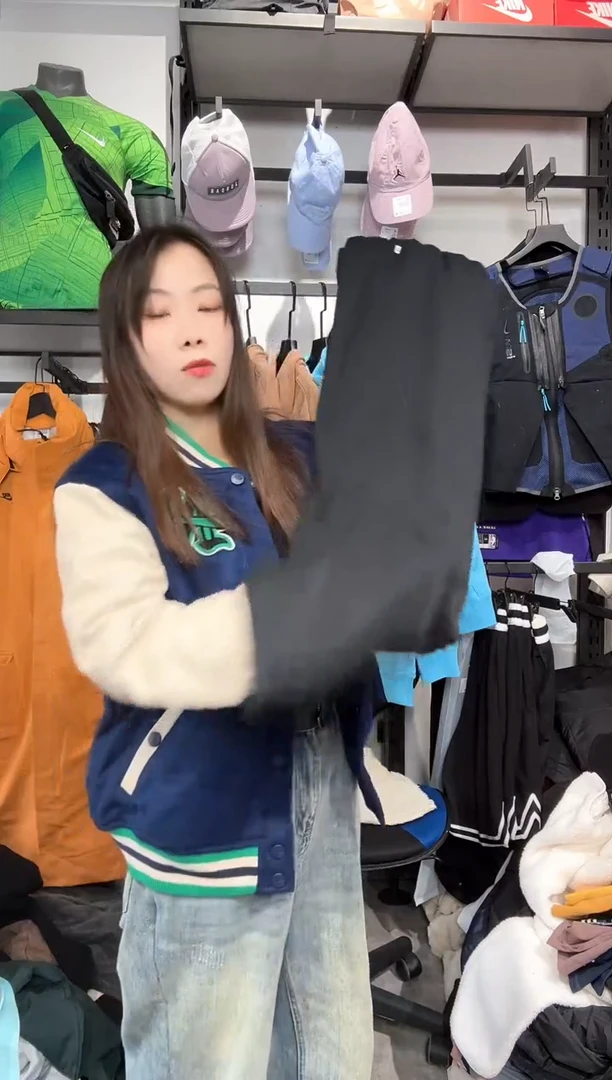 1695 编码 瑕疵款直播间过款为准 尺码