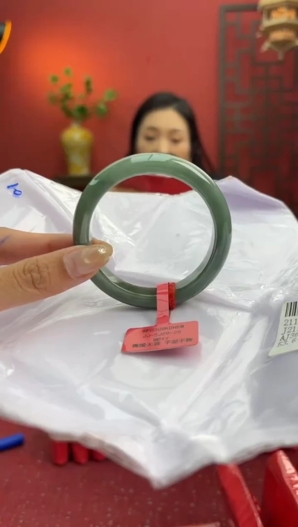 未镶嵌手镯翡翠翡翠手镯4