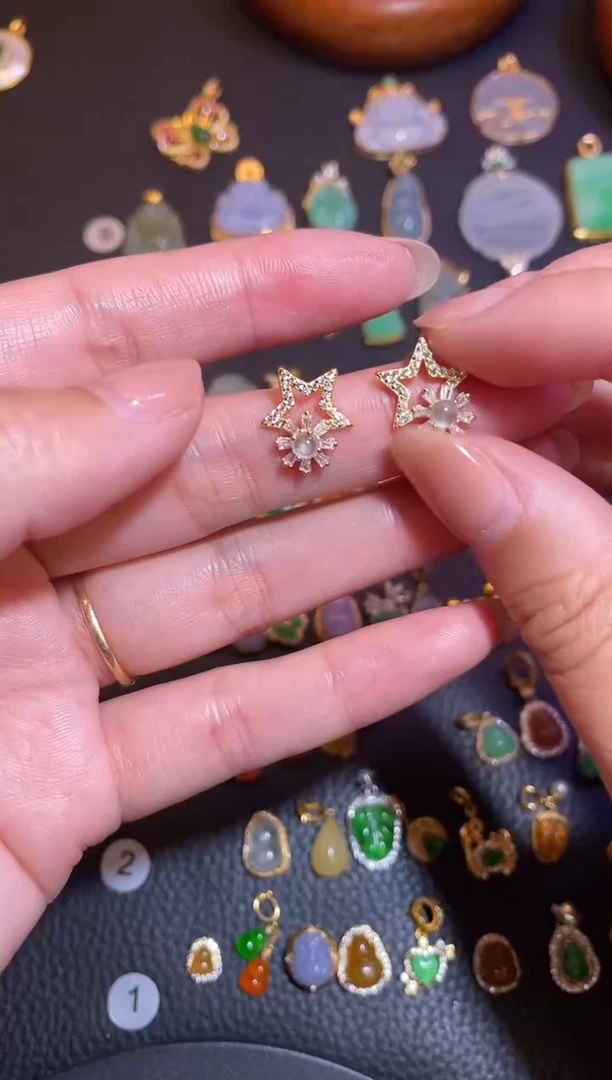 颈饰银S925镶嵌翡翠a货翡翠