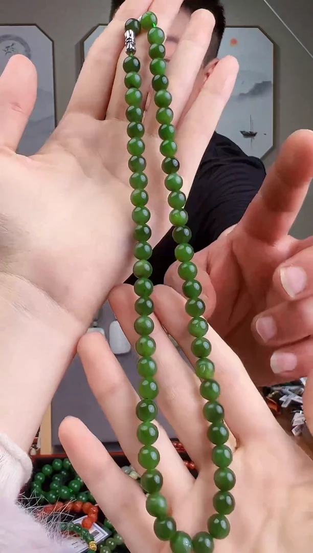 颈饰未镶嵌和田玉一物一证 拍一单发一个