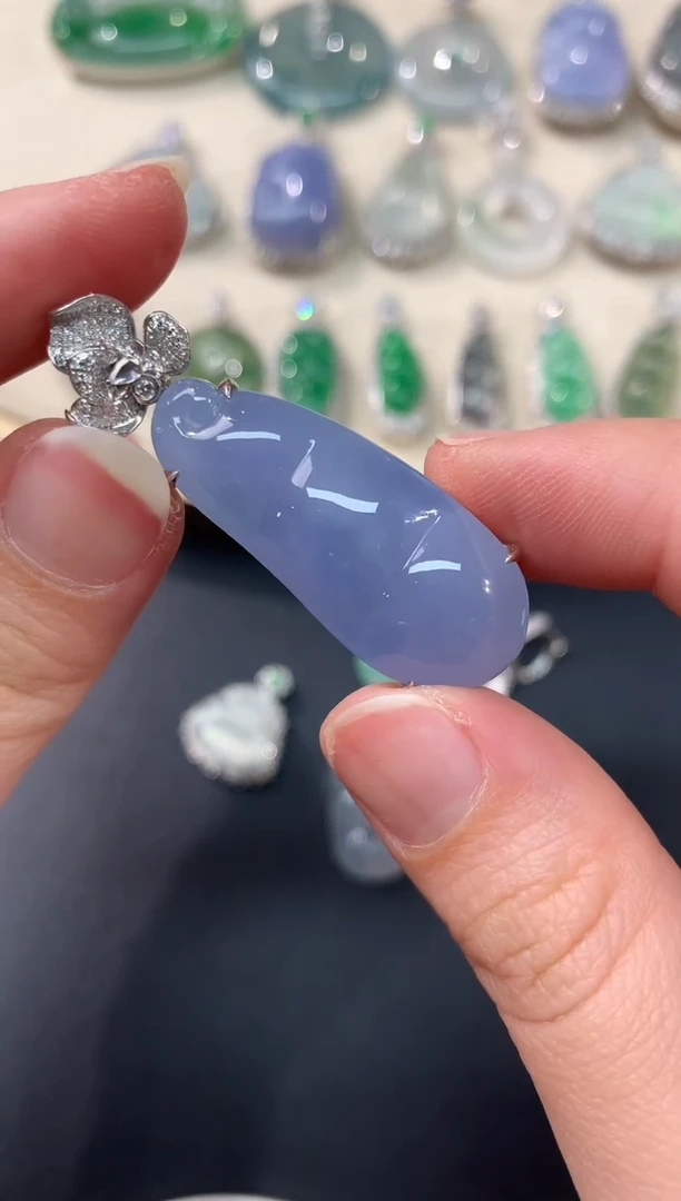 【闪购商品】翡翠吊坠(不含链)18K金镶嵌A299|19800