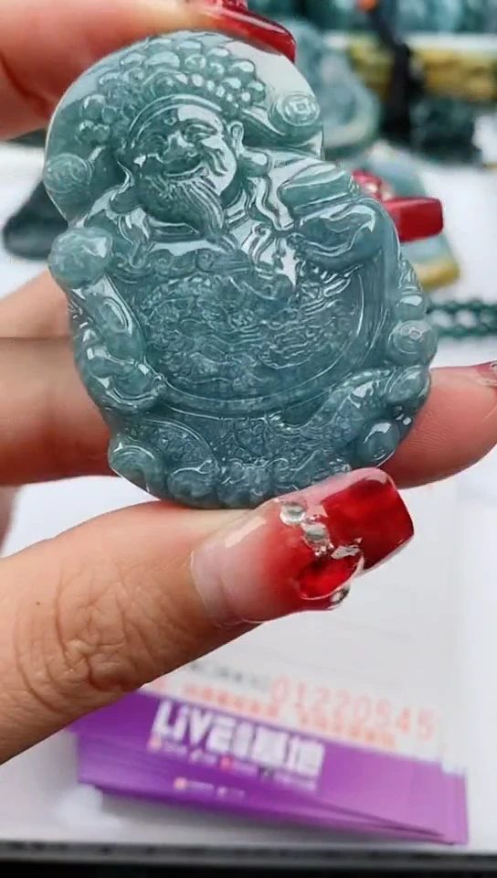 【闪购商品】翡翠颈饰未镶嵌            