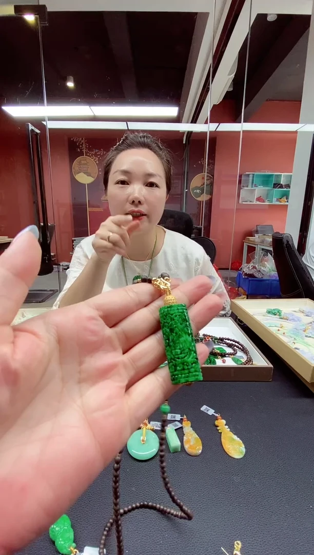 颈饰未镶嵌翡翠翡翠吊坠