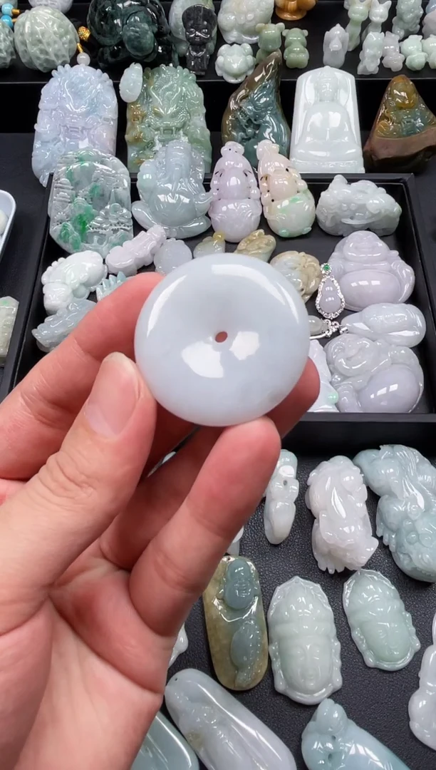 翡翠未镶嵌颈饰天然翡翠a货